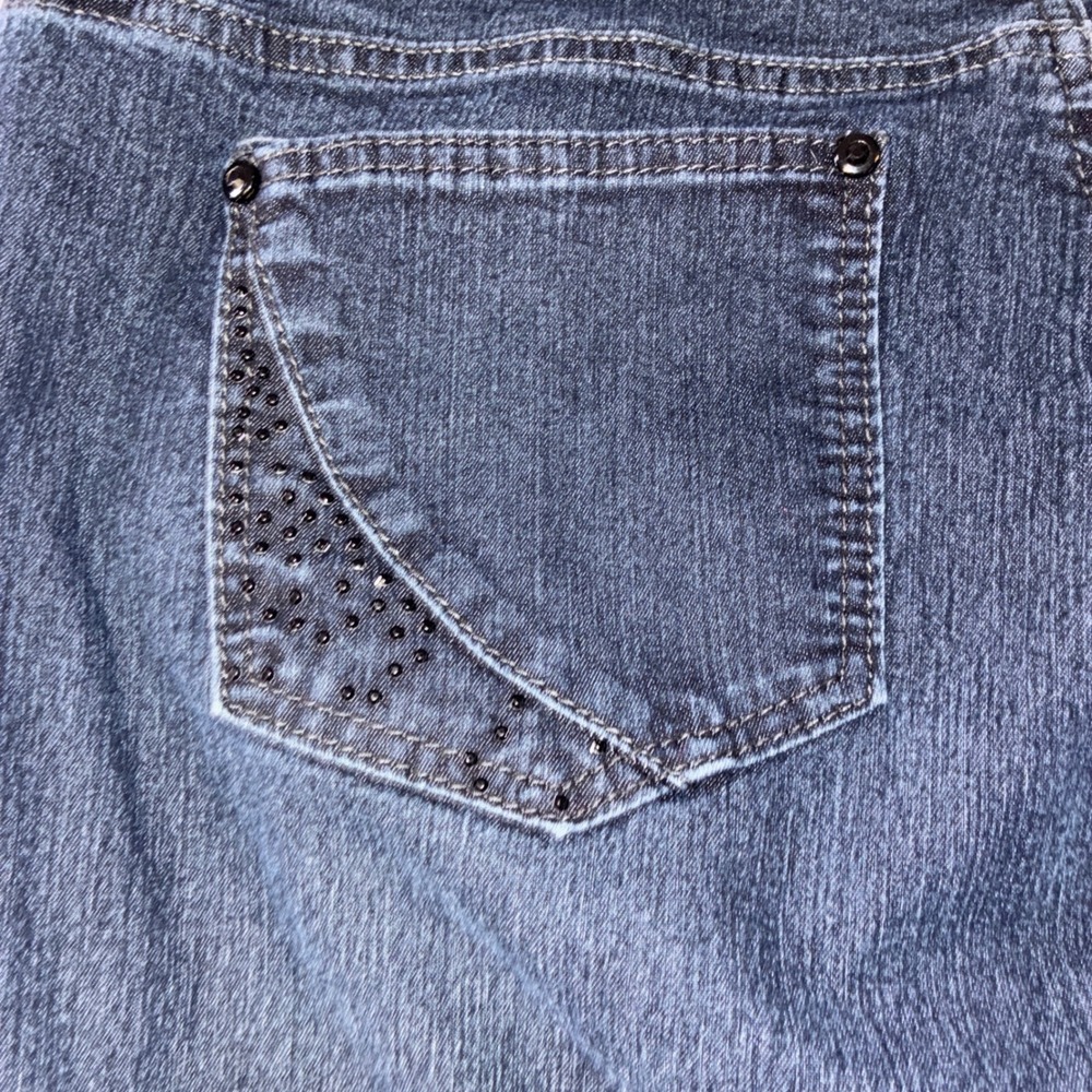 JM Collection Straight Leg Jeans Womens 16 Blue Studded Embellished Dark Wash - Picture 8 of 8